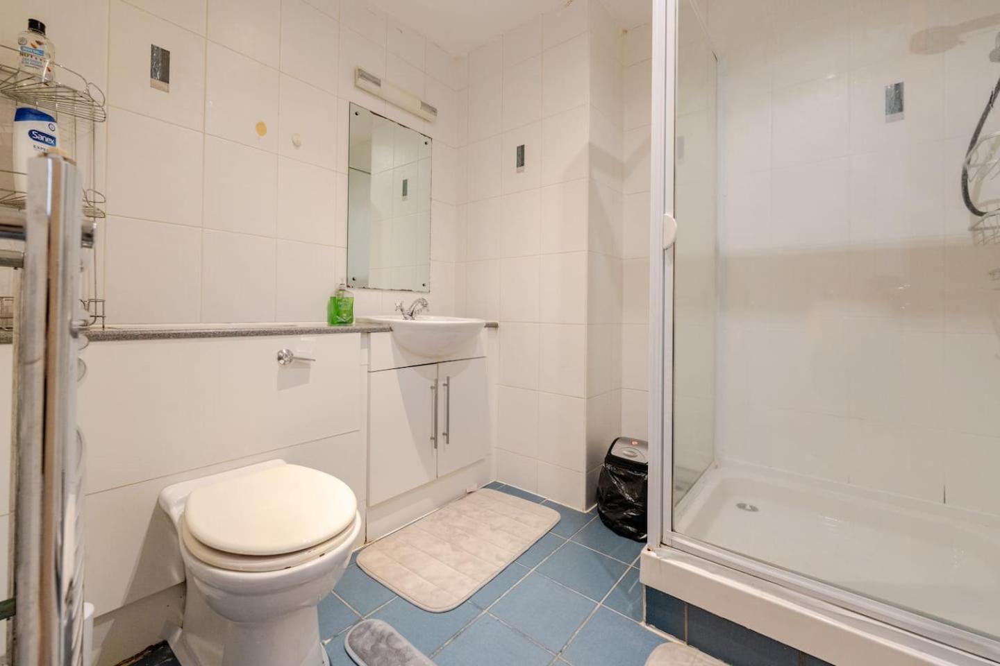 Private Room In Cardiff City Center Dış mekan fotoğraf